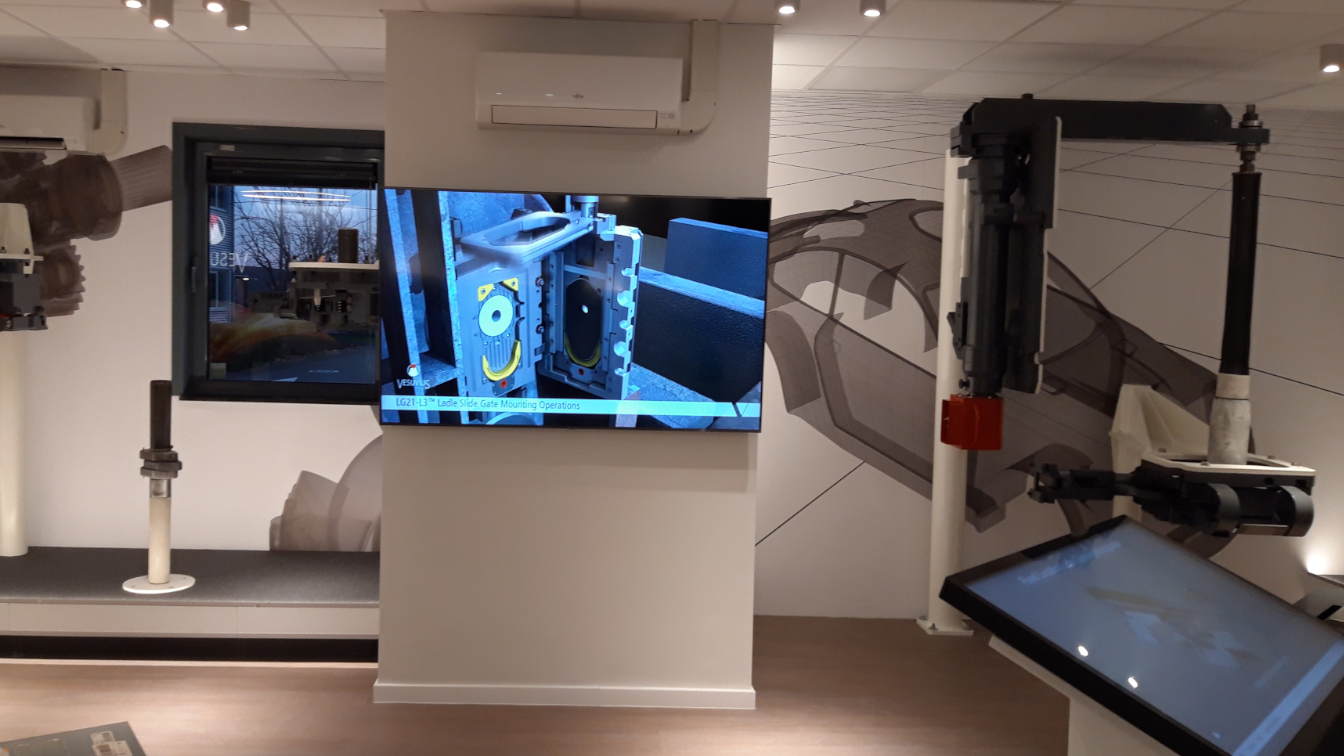 Showroom slide6